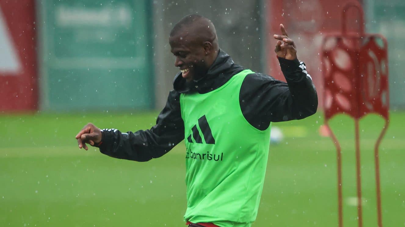 Adiamentos apertam calend&aacute;rio, mas d&atilde;o tempo para Internacional recuperar jogadores