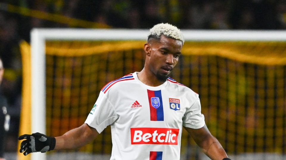 São Paulo fecha janela sem Thiago Mendes e não atende a outro pedido de Zubeldía