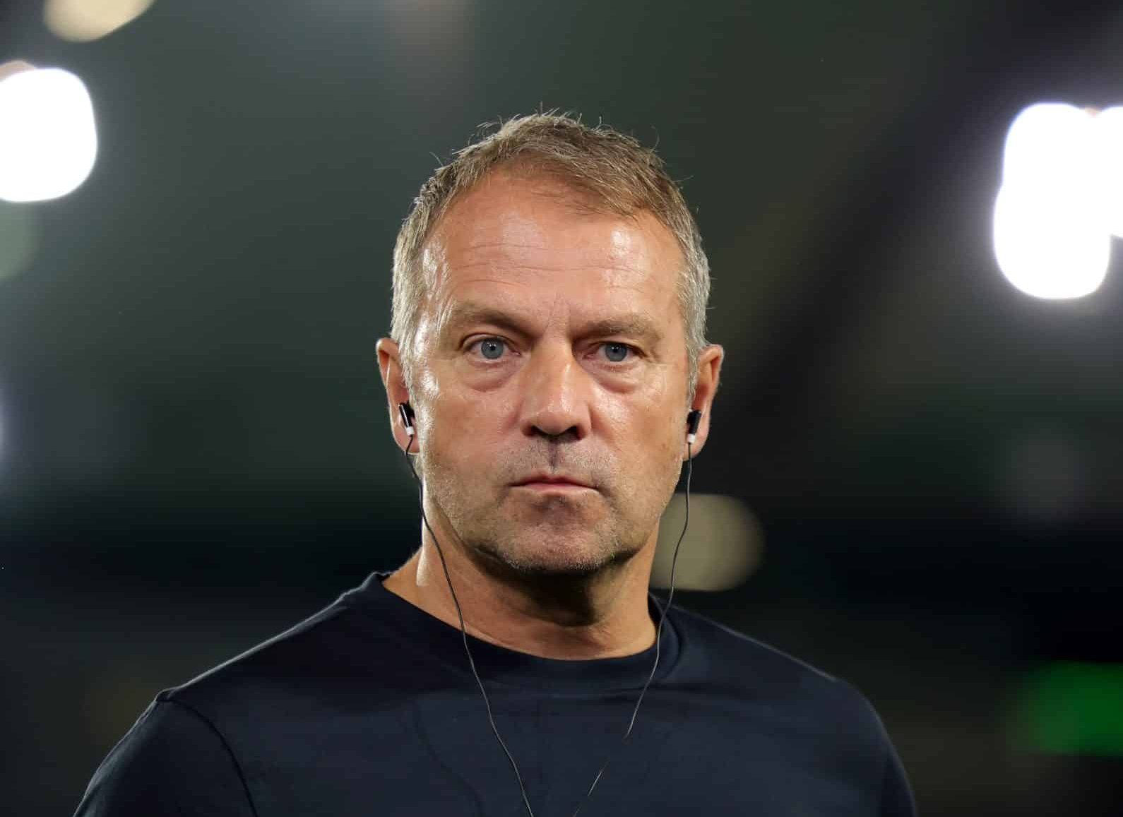 Hansi Flick define prioridade de contrata&ccedil;&atilde;o no Barcelona para a pr&oacute;xima temporada