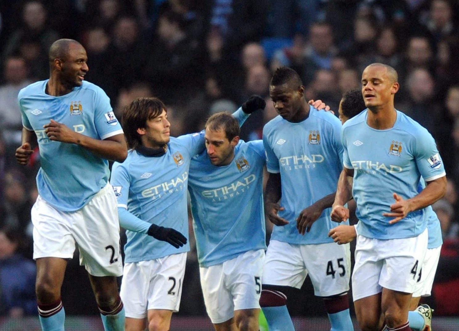 Ex-Manchester City revela sonho de jogar no Boca Juniors