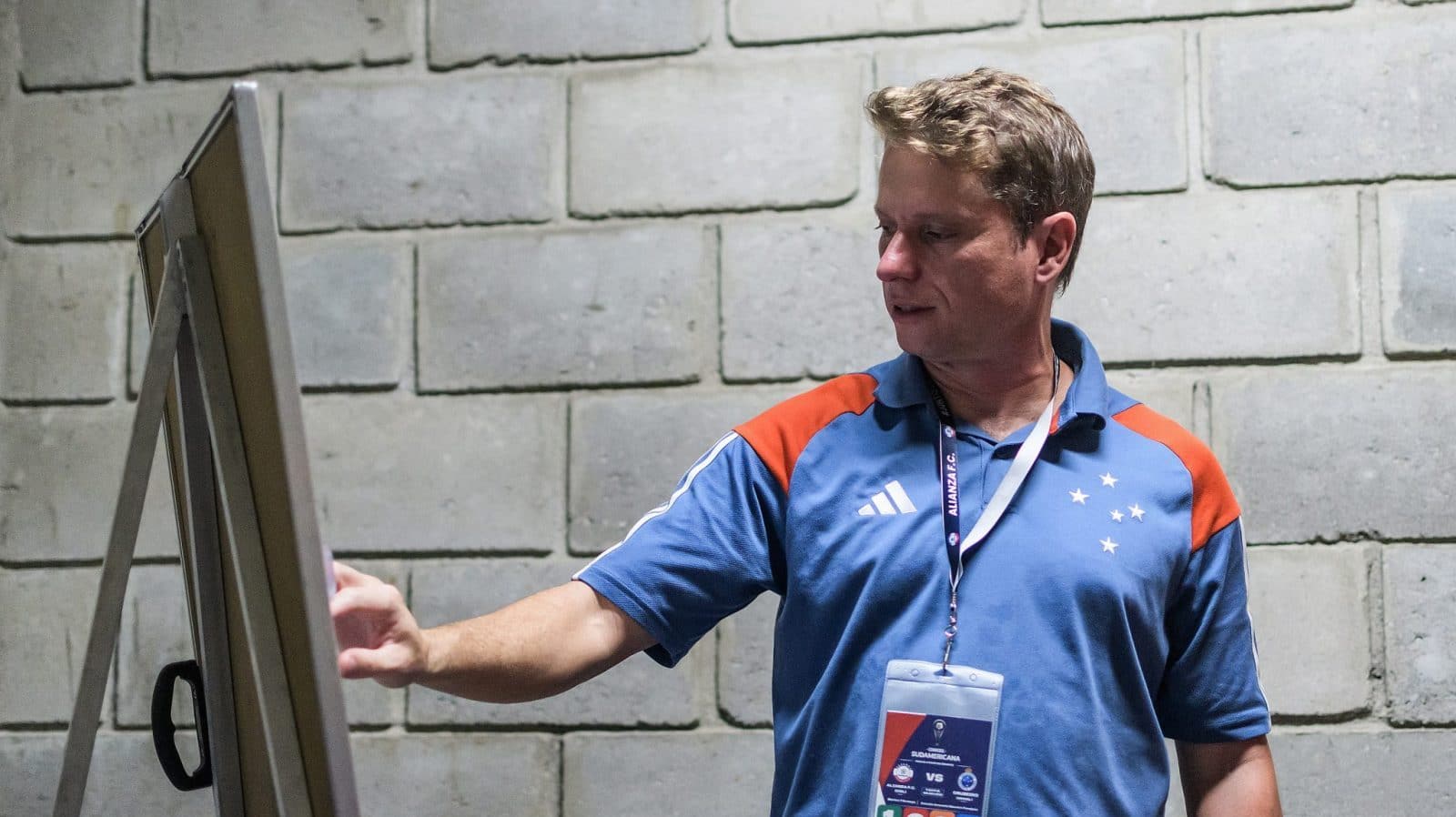 Cat&oacute;lica n&atilde;o ajuda e Cruzeiro dever&aacute; lutar por 2&ordm; lugar de grupo na Sul-Americana