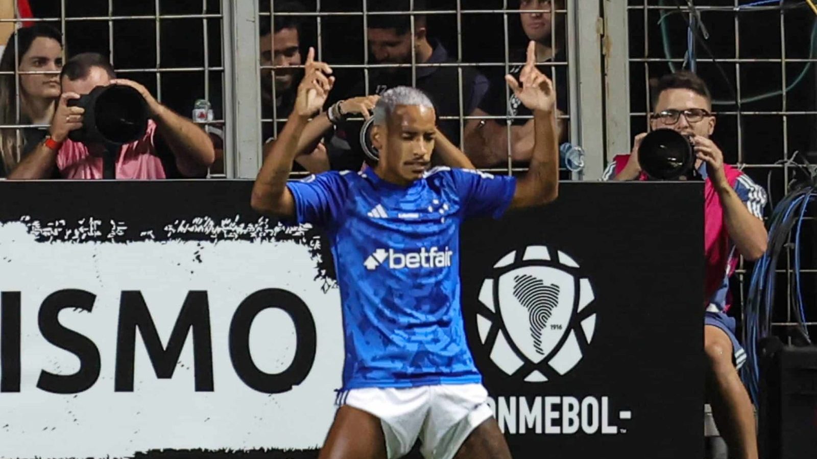 Alianza surpreende e Cruzeiro depende s&oacute; de si para passar em 1&ordm; na Sul-Americana