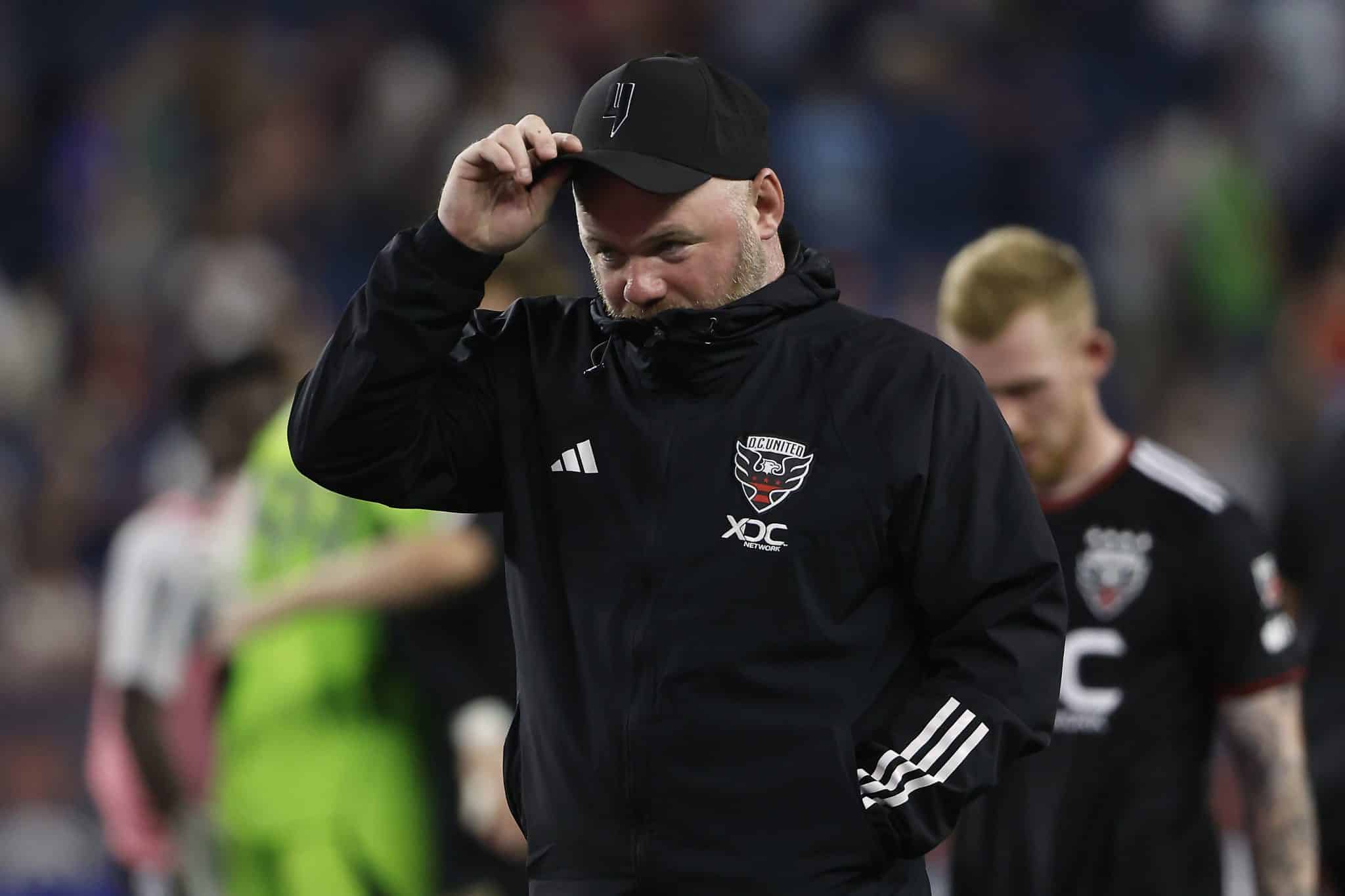 Foto: (IconSport) - Wayne Rooney ainda n&atilde;o engrenou em sua carreira como treinador