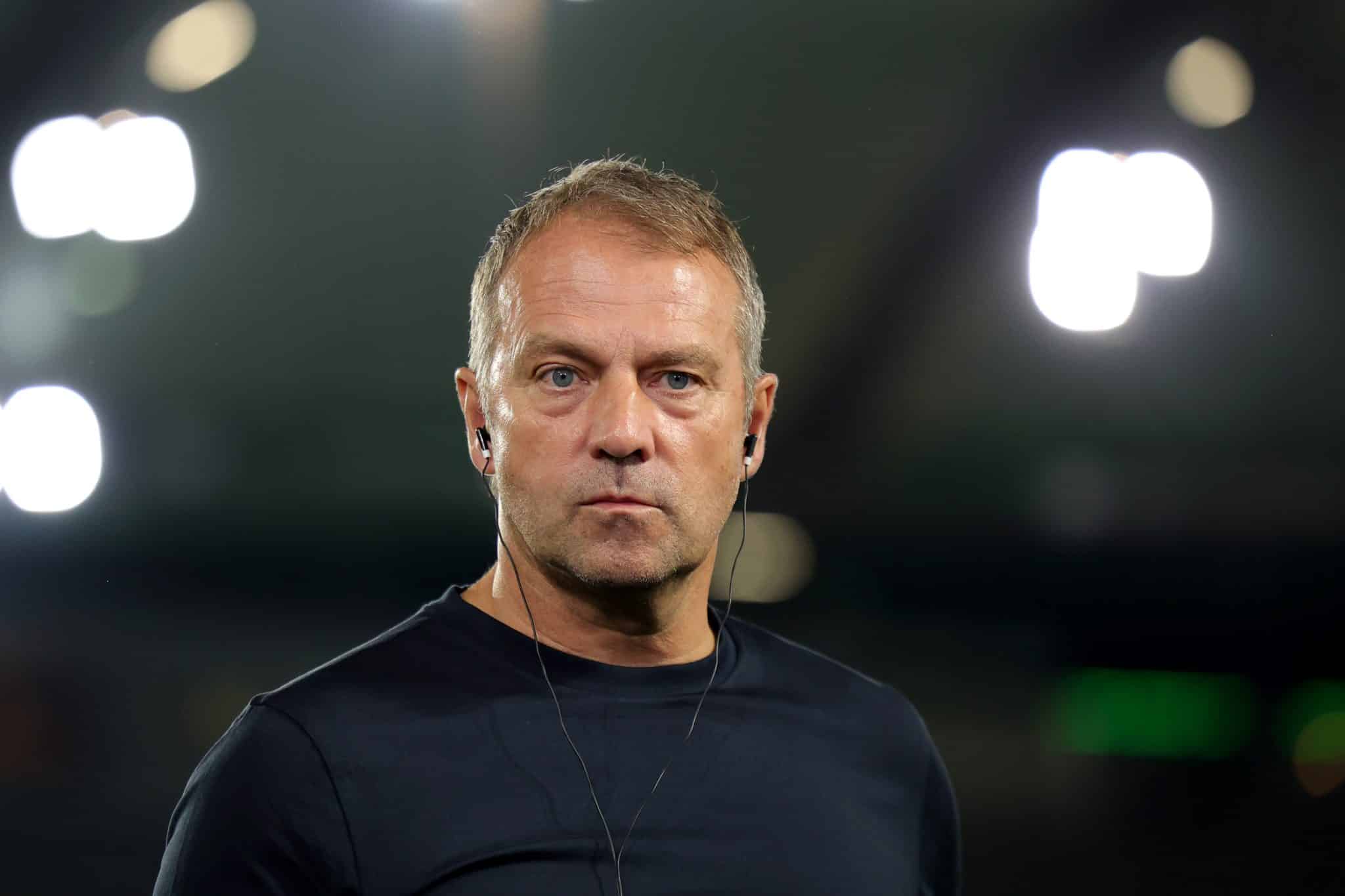 Velho conhecido no Barcelona pode ser o primeiro refor&ccedil;o da era Flick