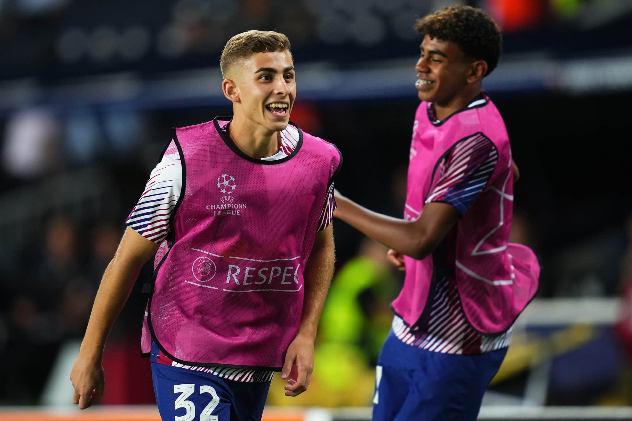 Foto: (IconSport) - Ferm&iacute;n Lopez e Lamine Yamal s&atilde;o algumas das joias do Barcelona