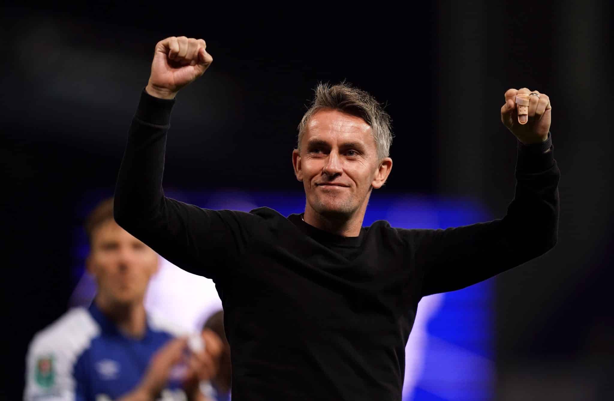 Alvo de Chelsea, United e Brighton, t&eacute;cnico do Ipswich est&aacute; pr&oacute;ximo de definir futuro