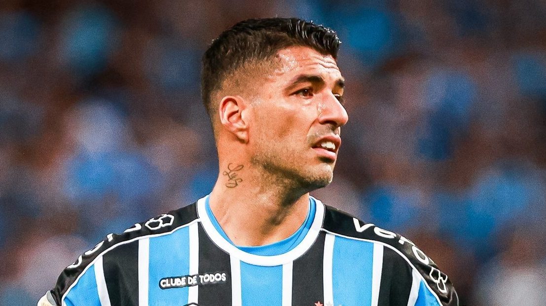 Mesmo de longe, Su&aacute;rez se solidariza com o Rio Grande do Sul