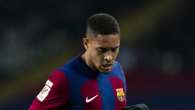 Finan&ccedil;as falam mais alto e Barcelona decide plano para Vitor Roque