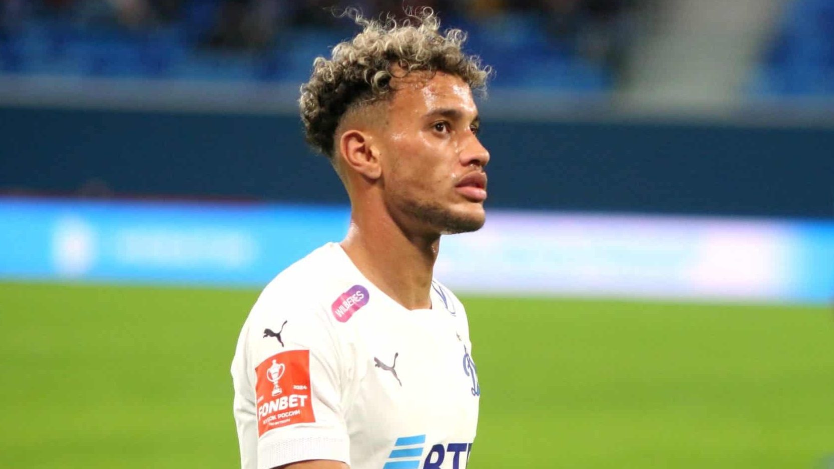 Destaque na R&uacute;ssia, Bitello est&aacute; perto de t&iacute;tulo in&eacute;dito com o D&iacute;namo Moscou