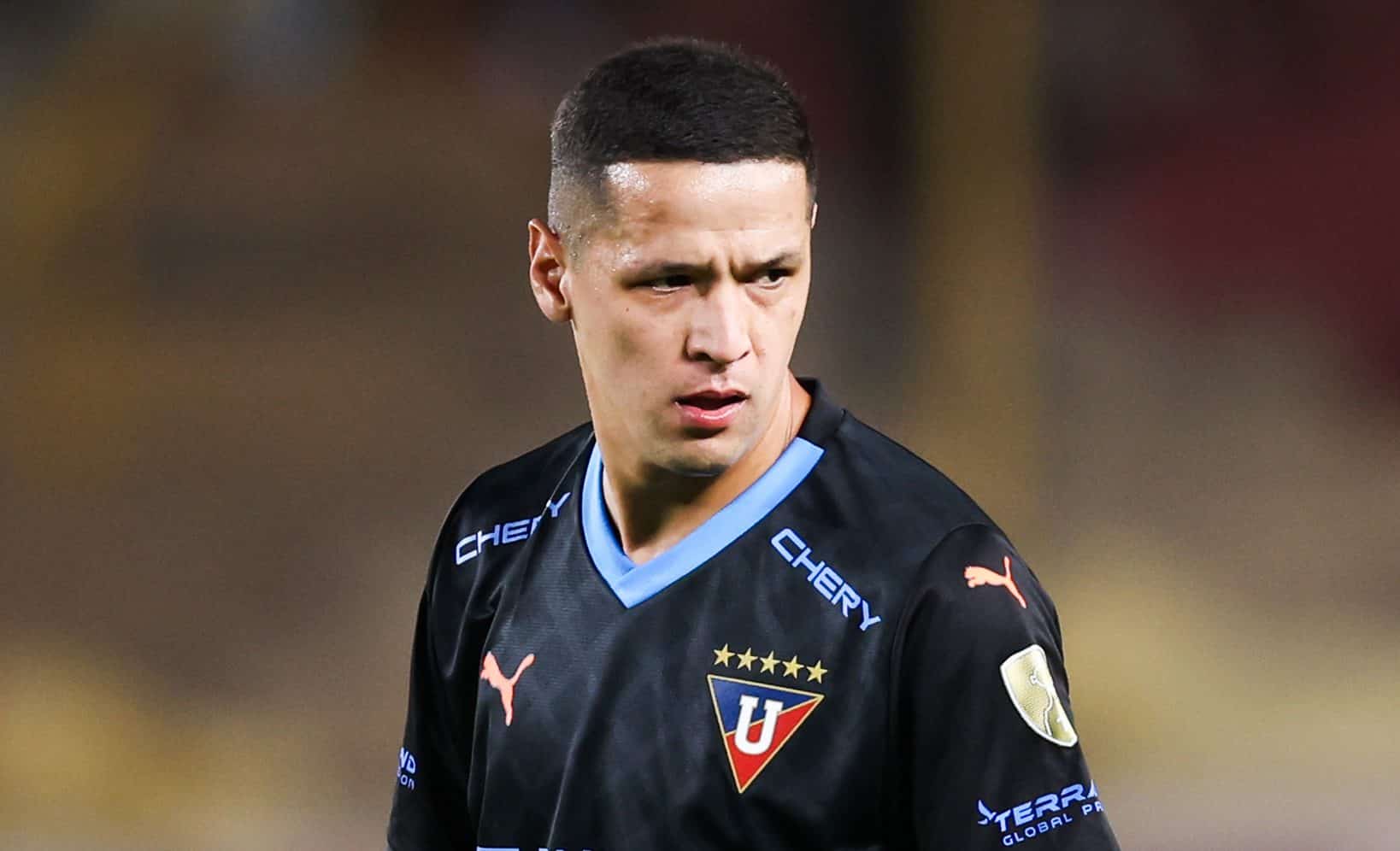 Contra a LDU, Botafogo vai encarar um dos maiores artilheiros do mundo em 2024