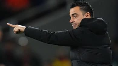 Sa&iacute;da de Xavi pode convencer titular a ficar no Barcelona