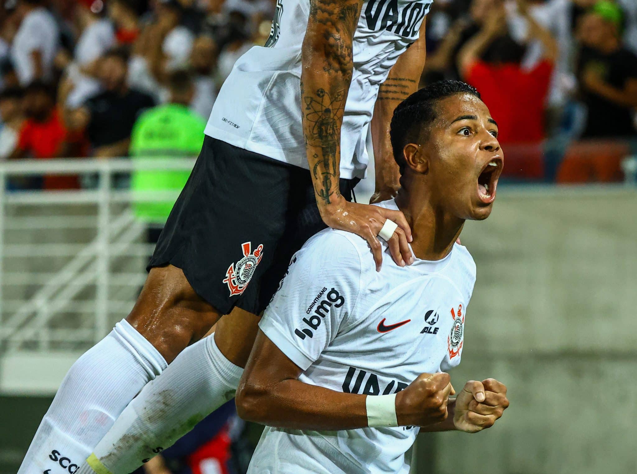 Corinthians mostra resili&ecirc;ncia e vence Am&eacute;rica-RN, de virada, pela Copa do Brasil