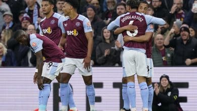 Villa estraga pen&uacute;ltima dan&ccedil;a de Klopp no Liverpool e coloca Tottenham contra parede