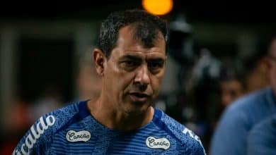 Carille lamenta falta de fair play do Am&eacute;rica e dispara: &lsquo;VAR s&oacute; trabalha quando quer&rsquo;
