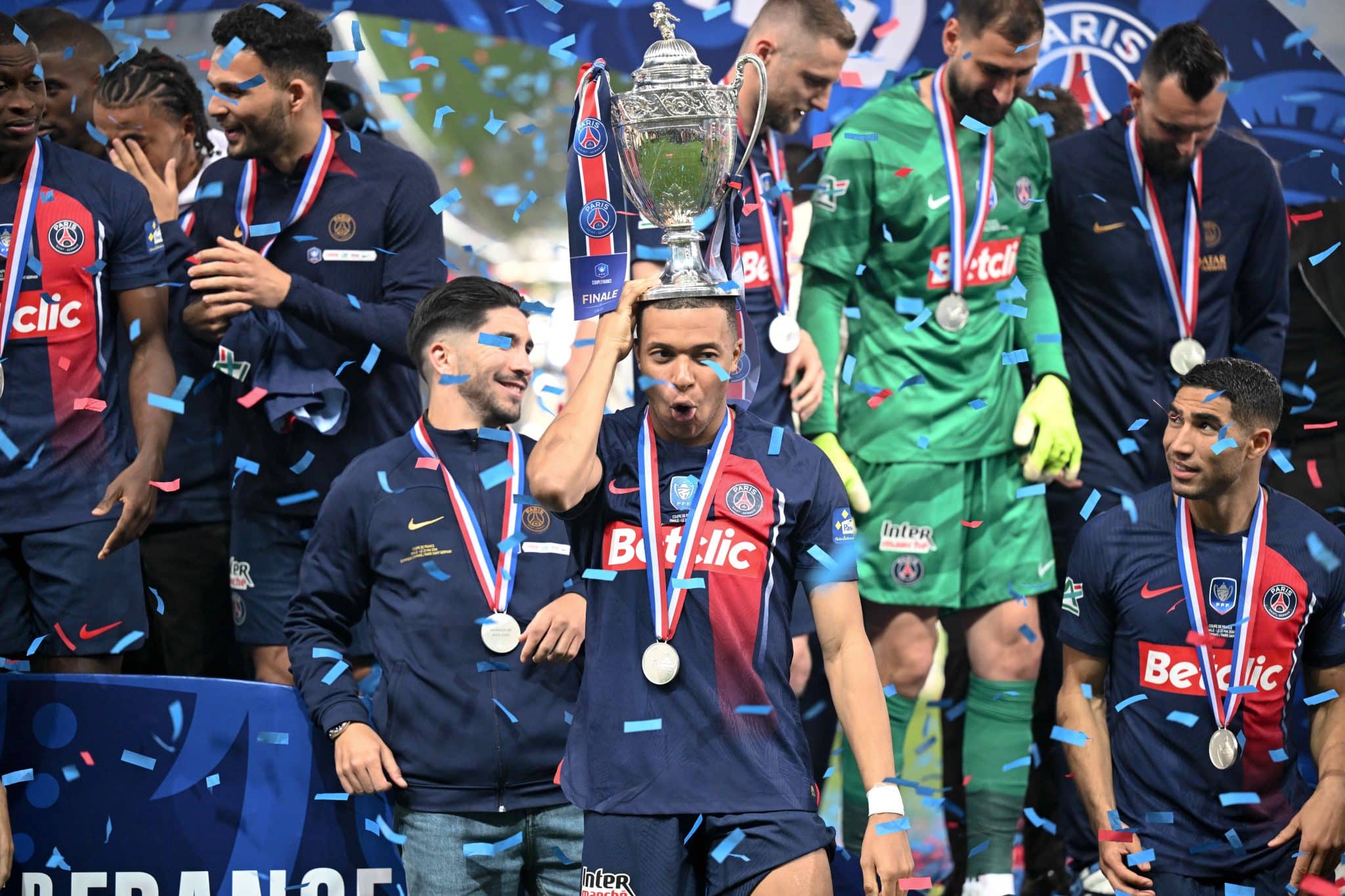 Uma saud&aacute;vel chacoalhada no futebol europeu