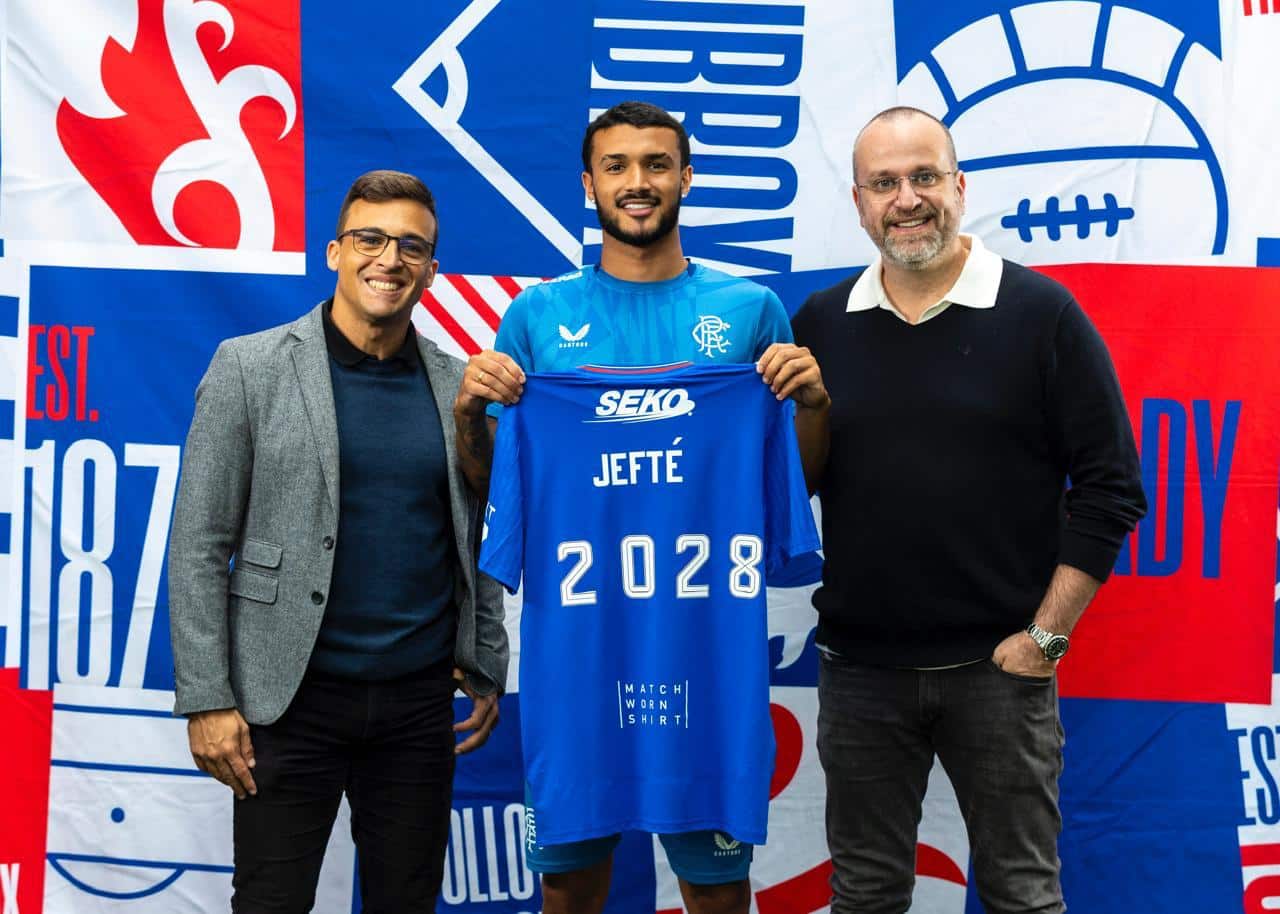 Jeft&eacute; assinou contrato de quatro temporadas com o Rangers, da Esc&oacute;cia - Foto: Divulga&ccedil;&atilde;o