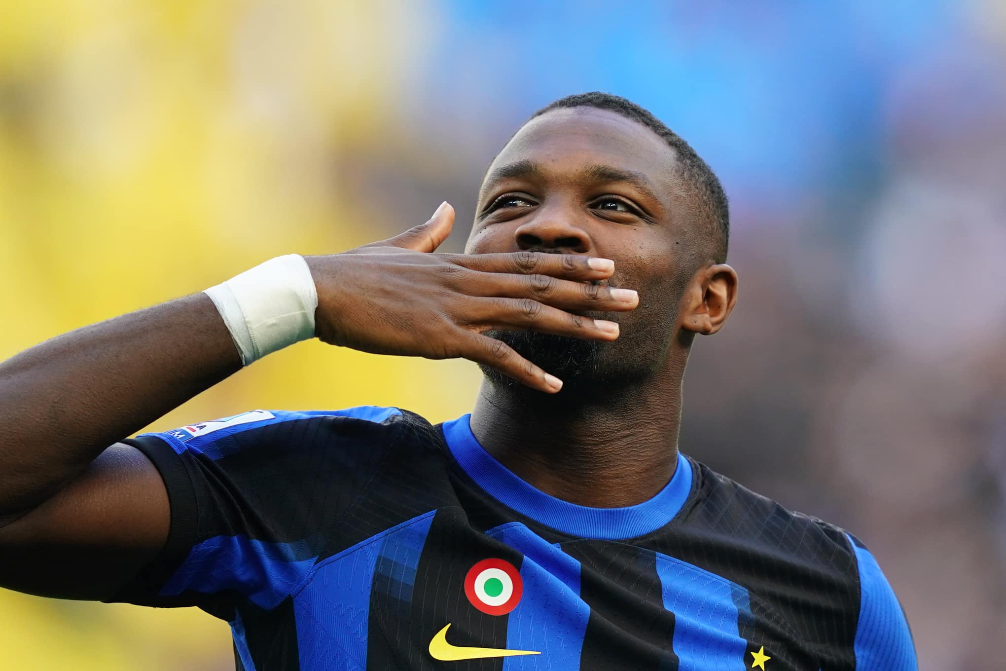 Internazionale marca no fim, e evita derrota em seu &uacute;ltimo jogo em casa na Serie A