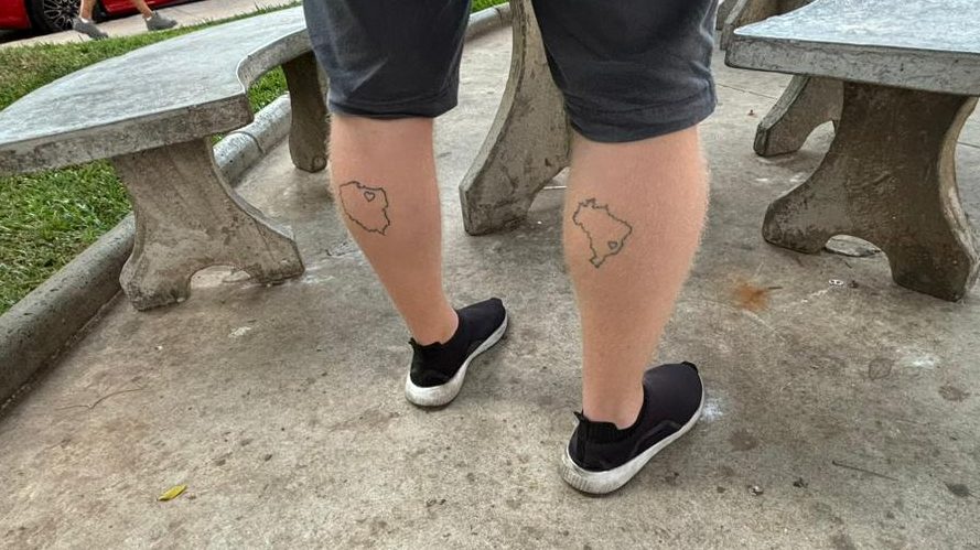 Olsztyn, na Pol&ocirc;nia, e Belo Horizonte, no Brasil, eternizados na pele de Bart Gut