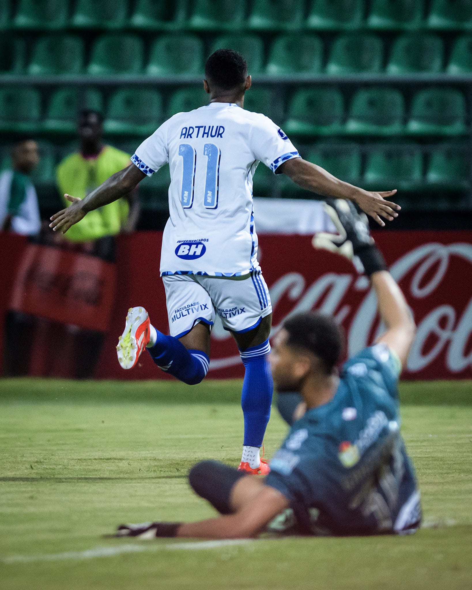 Vivendo grande momento, ponta Arthur Gomes marcou pelo segundo jogo seguido