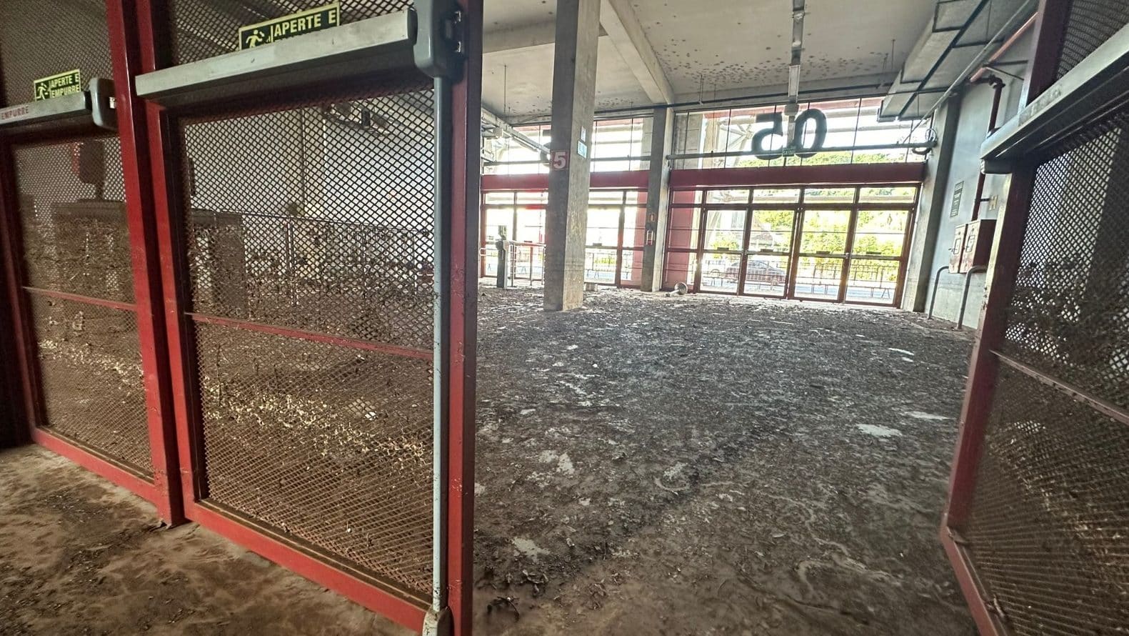 Internacional inicia processo de reconstru&ccedil;&atilde;o do Beira-Rio