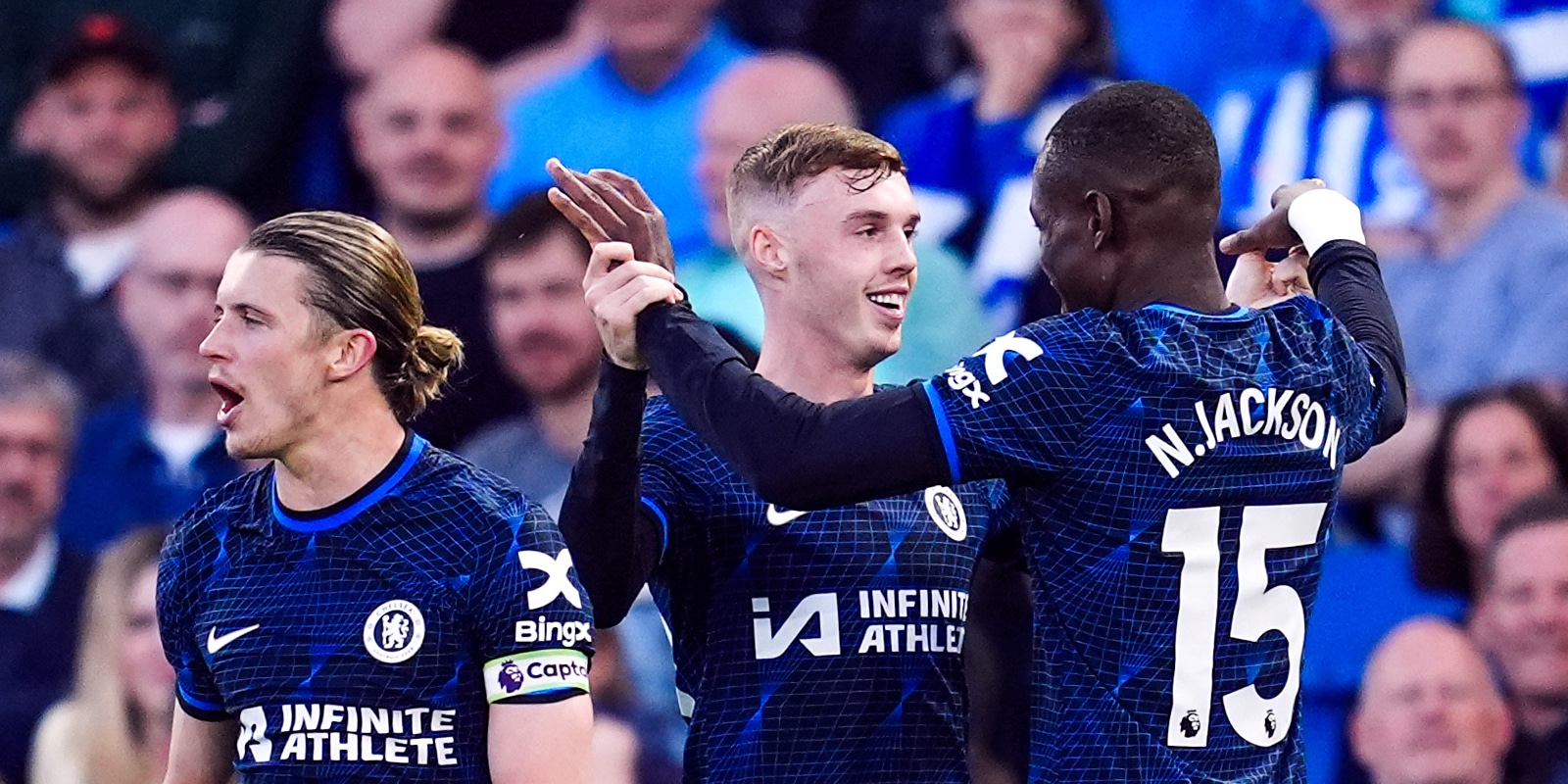 Quem para? Chelsea vence mais uma, agora o Brighton, e sonha com Liga Europa