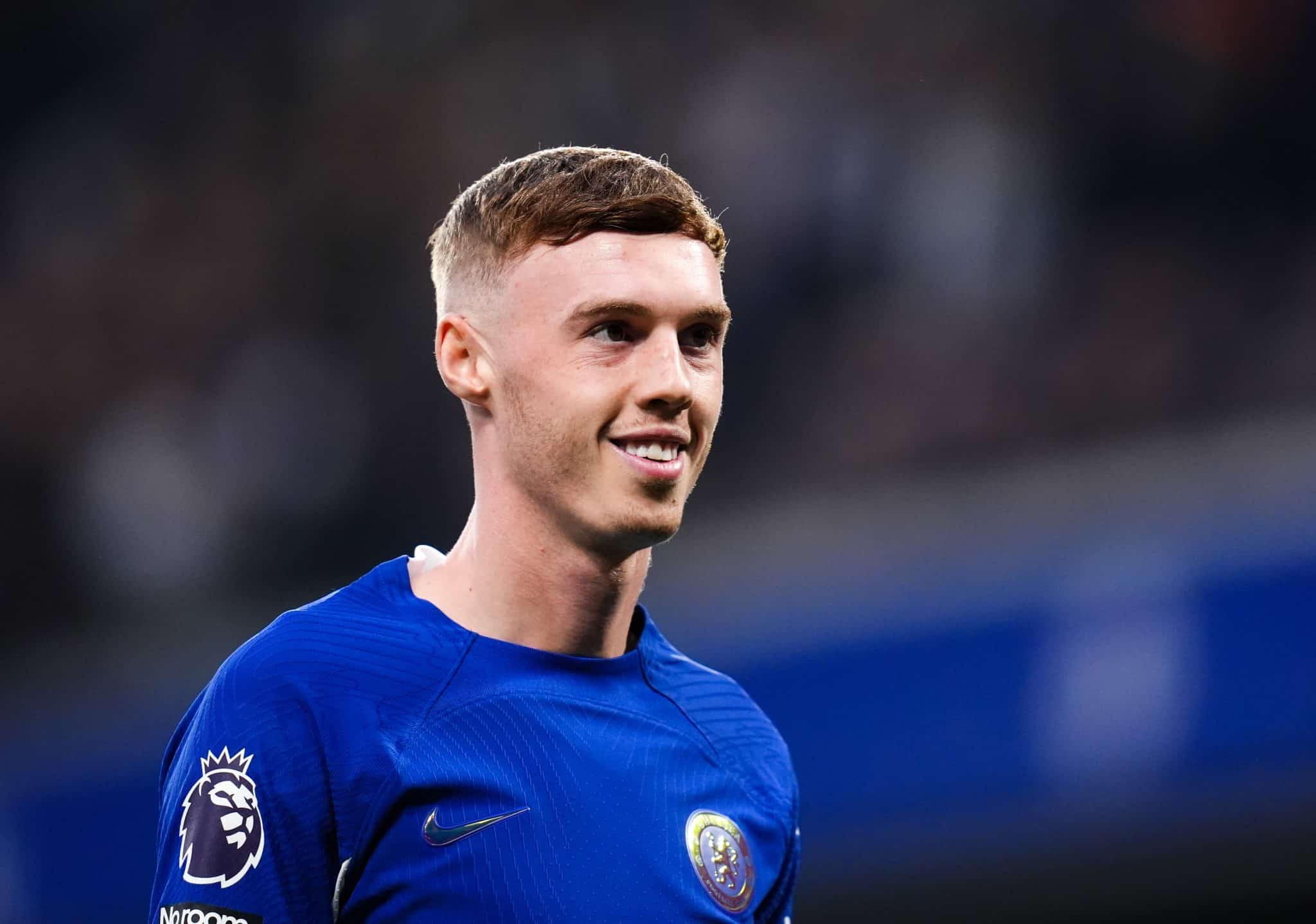 Cole Palmer completa 22 anos colecionando marcas pelo Chelsea