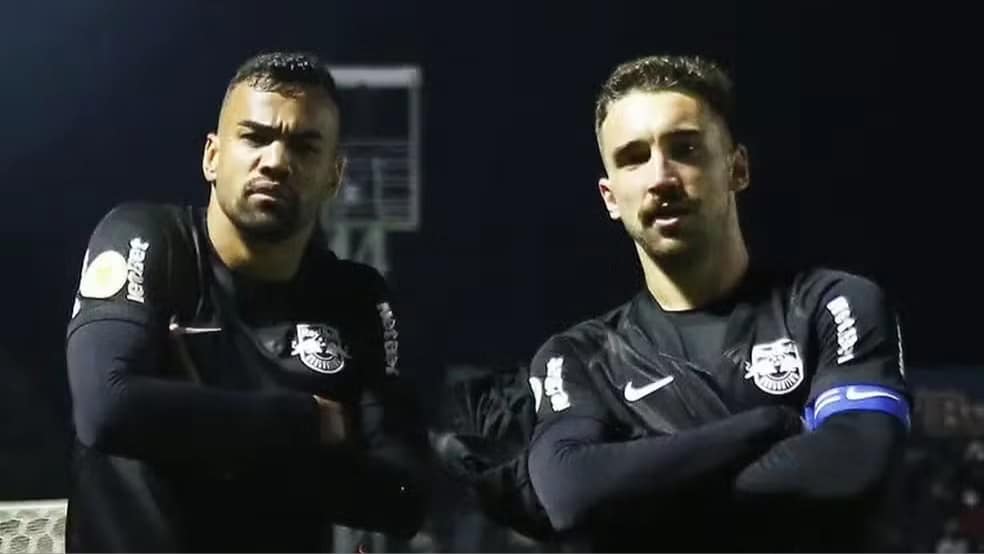 Problema de L&eacute;o Pereira acirra de vez a briga por titularidade na zaga&nbsp;do&nbsp;Flamengo