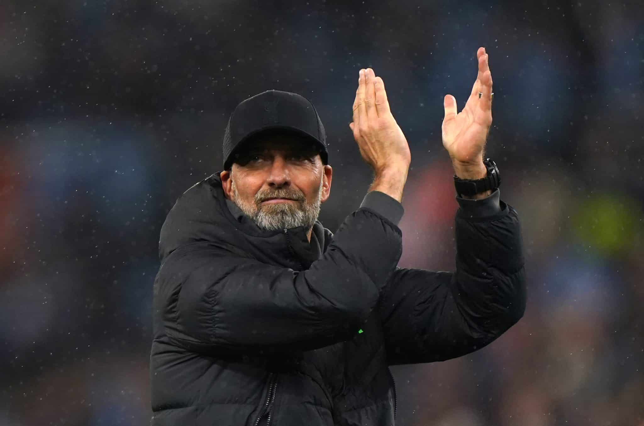 &lsquo;Melhor do mundo&rsquo;: Klopp minimiza pol&ecirc;micas do City e enche Guardiola de elogios