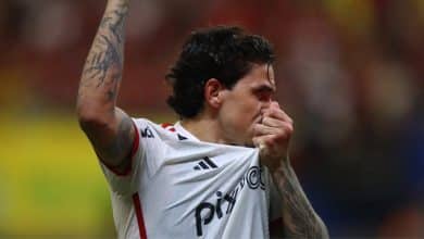 Flamengo volta a sofrer, mas garante oitavas da Copa do Brasil ao vencer o Amazonas