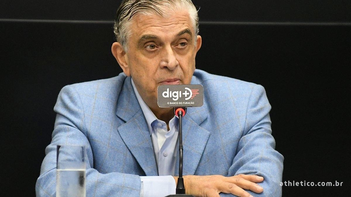 Mario Celso Petraglia, presidente do Athletico-PR