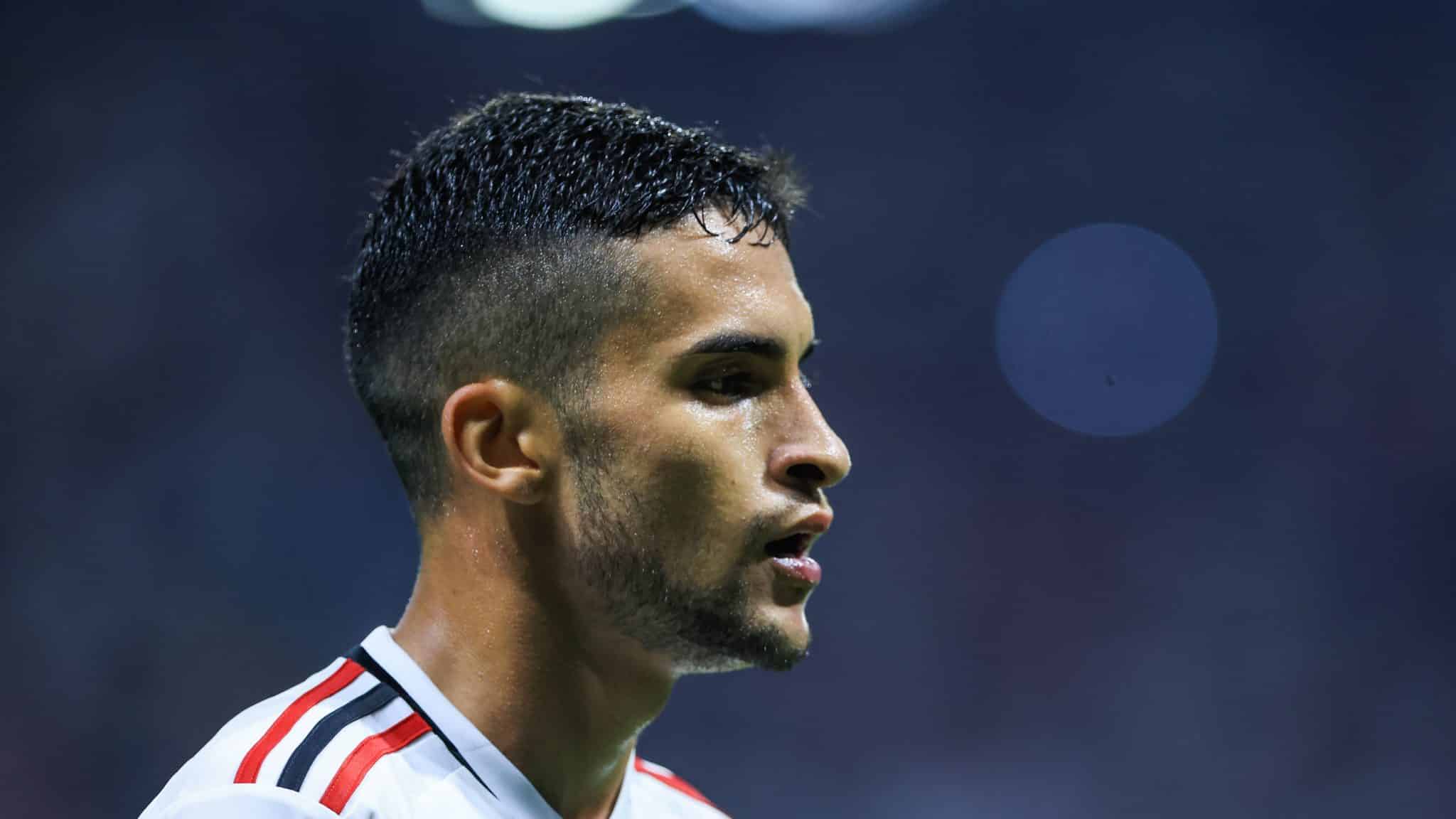 Entenda o que dificulta uma poss&iacute;vel sa&iacute;da de Nestor do S&atilde;o Paulo nesta janela