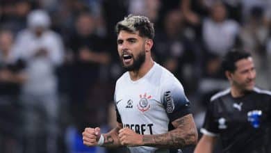 Corinthians atropela Argentinos Jrs e fica a uma vit&oacute;ria das oitavas da Sul-Americana
