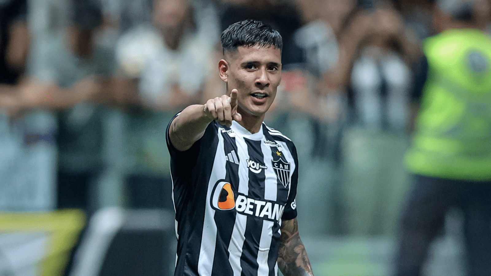 Maior gringo da hist&oacute;ria do Atl&eacute;tico-MG? Motor do time, Zaracho vive nova grande fase