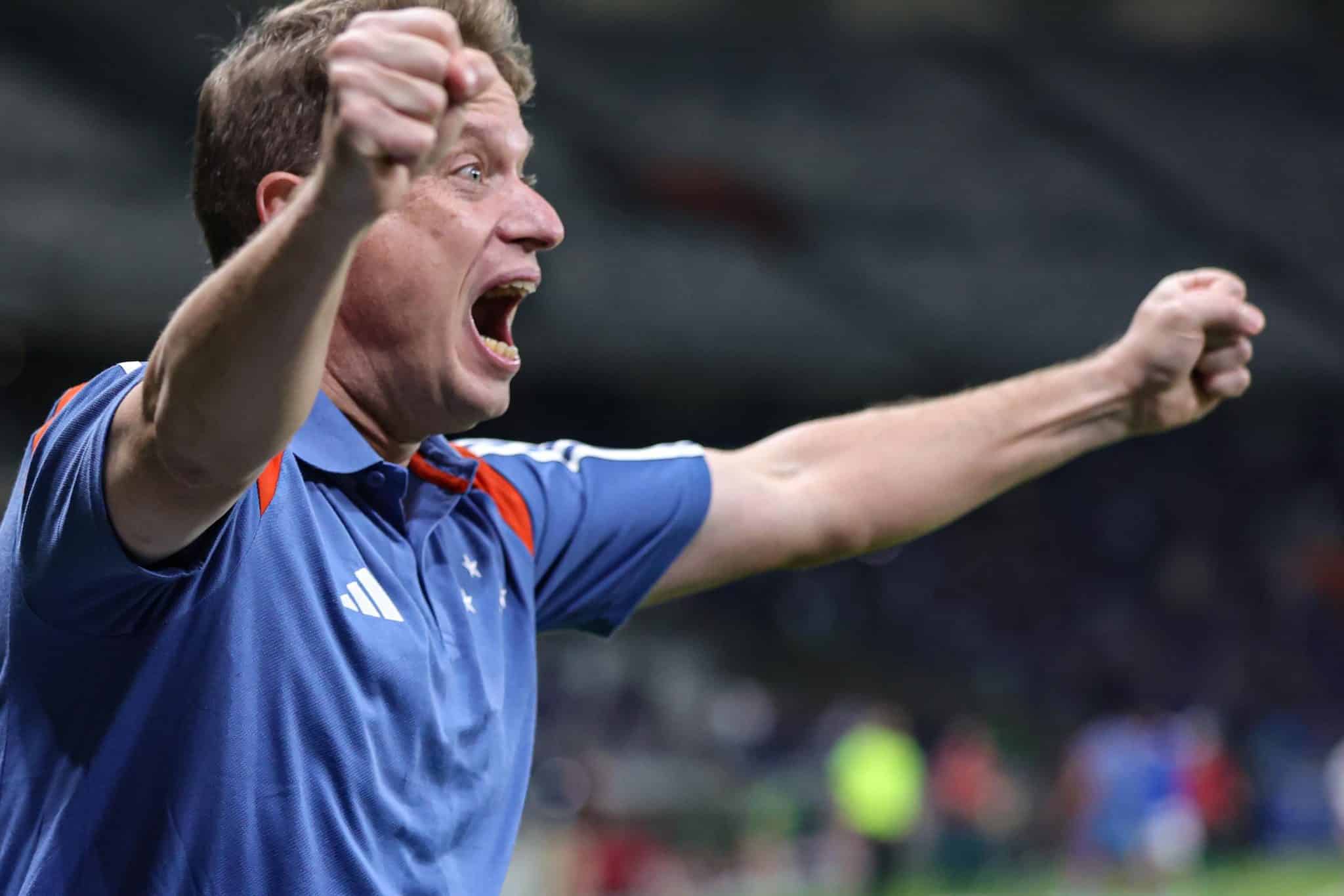 Dois jogos, dois ataques: Cruzeiro teve estrat&eacute;gias diferentes contra Vasco e Fluminense,&nbsp;entenda