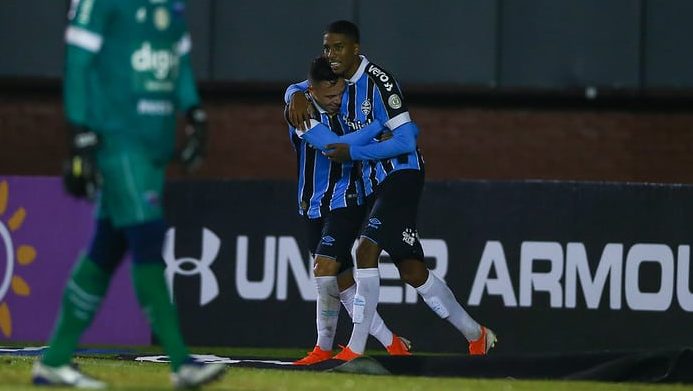 Grêmio pode se apegar em retrospecto como mandante no Centenário para acreditar em reação