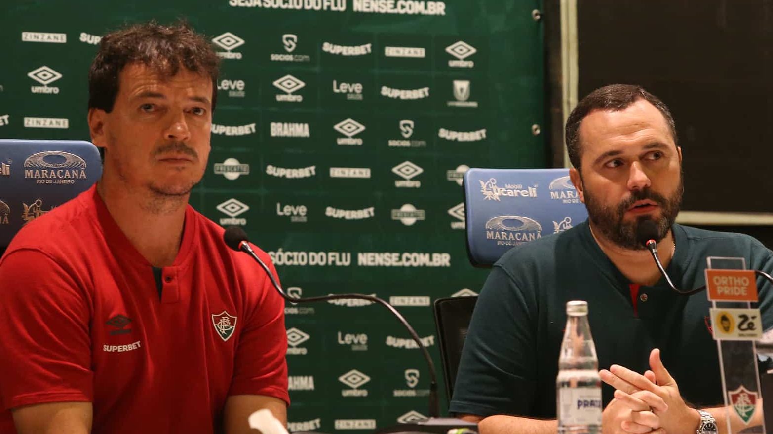 M&aacute;rio Bittencourt renovou o contrato de Fernando Diniz e o demitiu poucos dias depois - Foto: Marcelo Gon&ccedil;alves/Fluminense FC