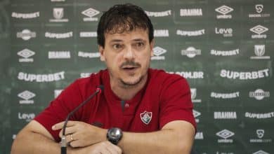 Diniz admite preocupa&ccedil;&atilde;o com o Fluminense de 2024: &lsquo;O culpado sou eu&rsquo;