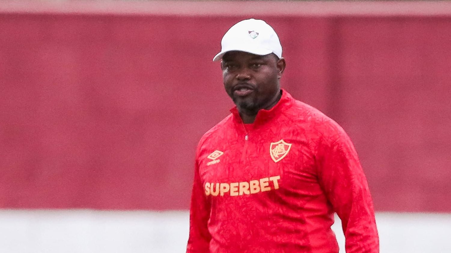 Pressionado, o Fluminense ter&aacute; primeiro ato de vida sem Diniz contra o Vit&oacute;ria