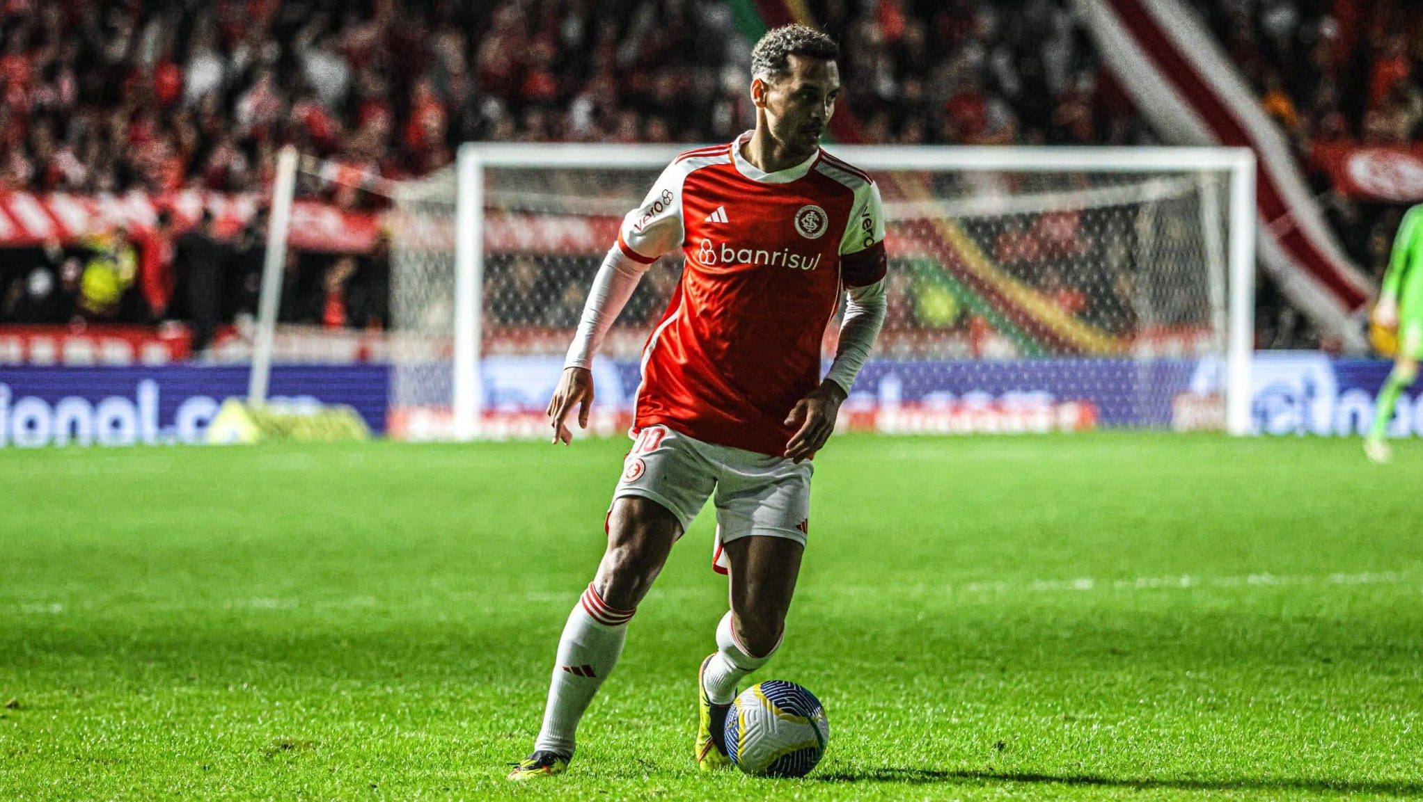 A solid&atilde;o de Alan Patrick explica derrota do&iacute;da do Internacional para o Atl&eacute;tico-MG