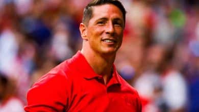 Fernando Torres segue passos de Xabi Alonso e vira treinador no Atl&eacute;tico de Madrid