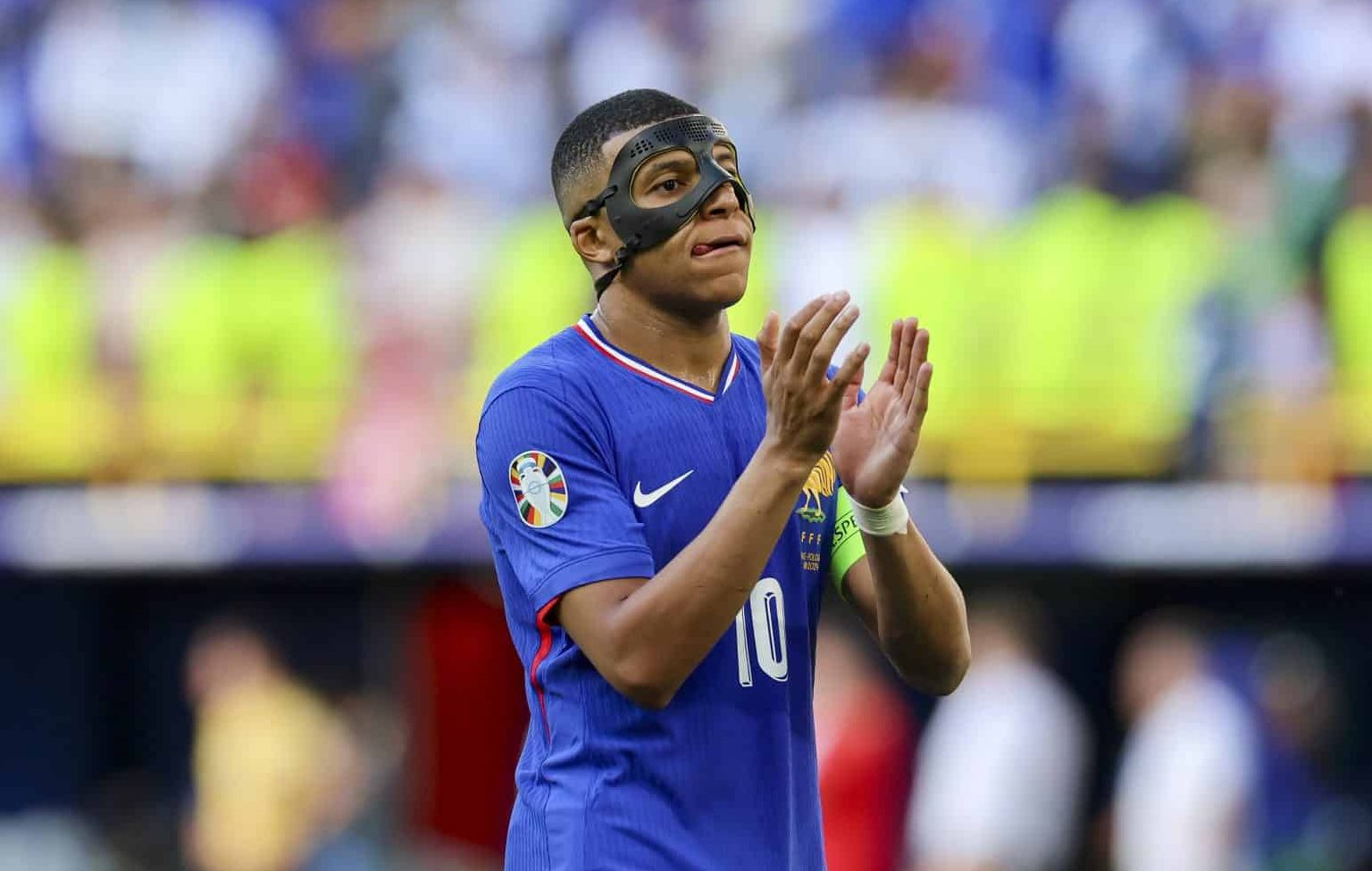 Mesmo com Mbapp&eacute;, Fran&ccedil;a para em uma Pol&ocirc;nia de f&eacute;rias e decepciona de novo