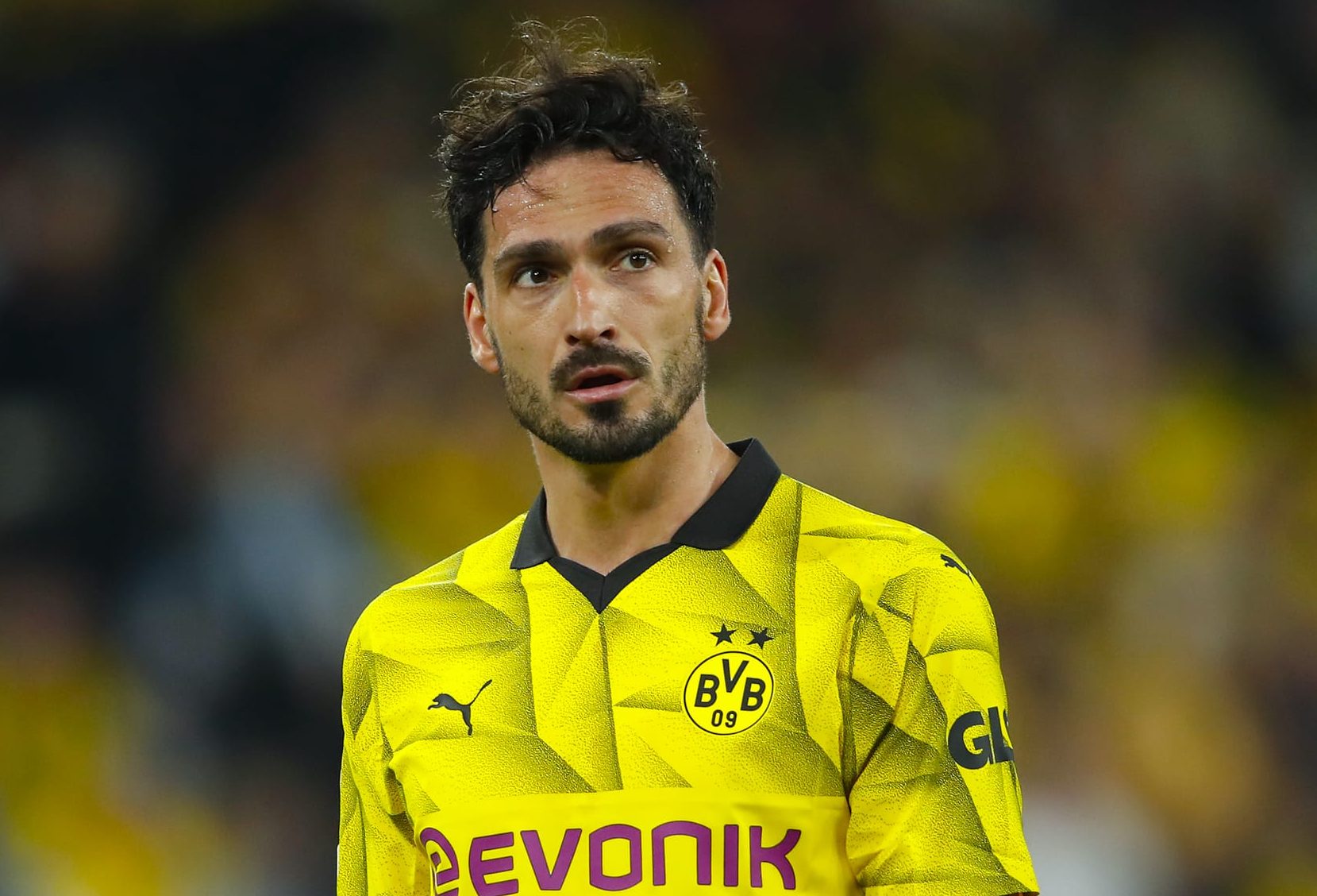 Crise no Borussia n&atilde;o para em Terzić: agora, &eacute; o &iacute;dolo Hummels que se despede
