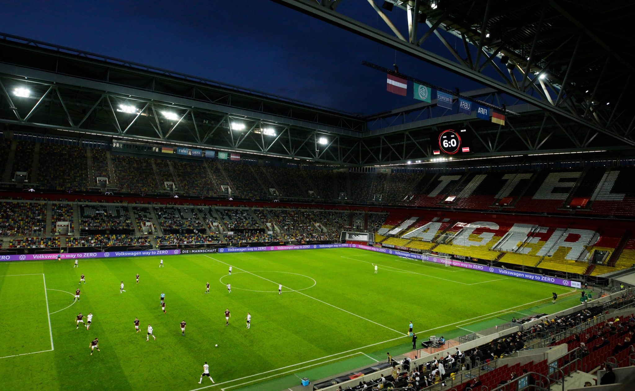 Foto: (IconSport) - Merkur Spiel-Arena, em D&uuml;sseldorf