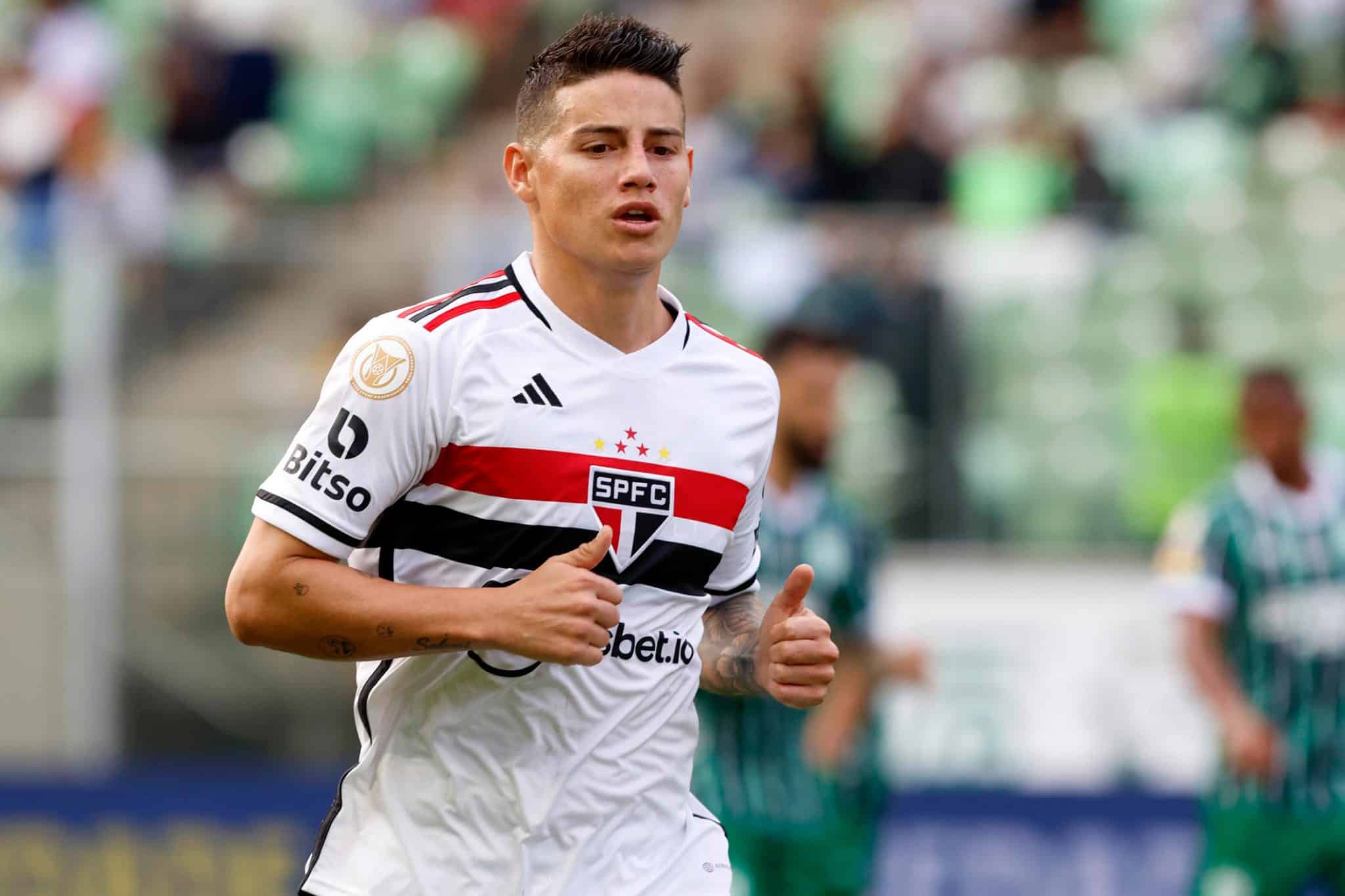 Fora dos planos do S&atilde;o Paulo, James Rodr&iacute;guez responde sobre interesse do Boca Juniors