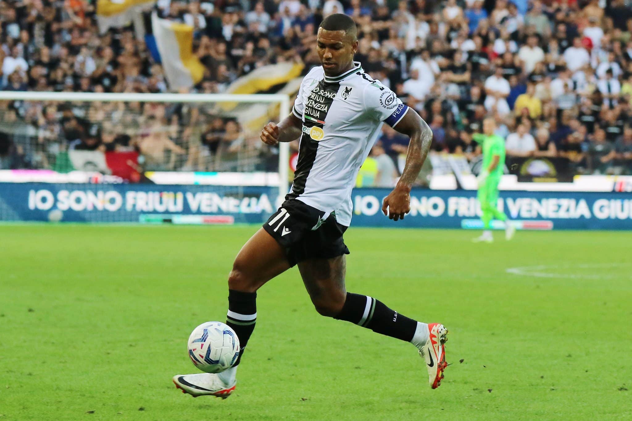 Walace com a camisa da Udinese (Foto: LaPresse / Icon Sport)