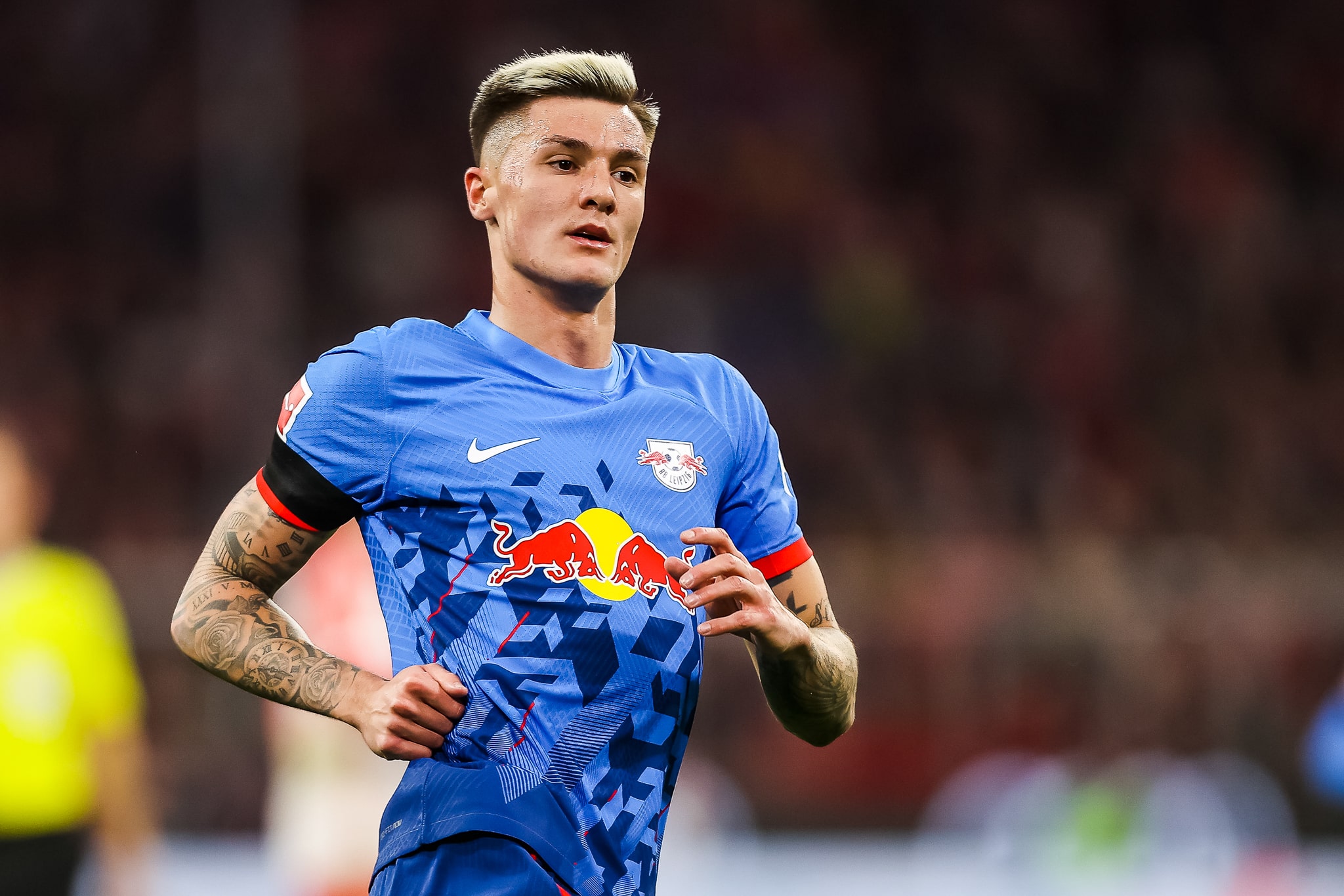 Por que Benjamin Sesko virou refor&ccedil;o dos sonhos de quatro gigantes europeus