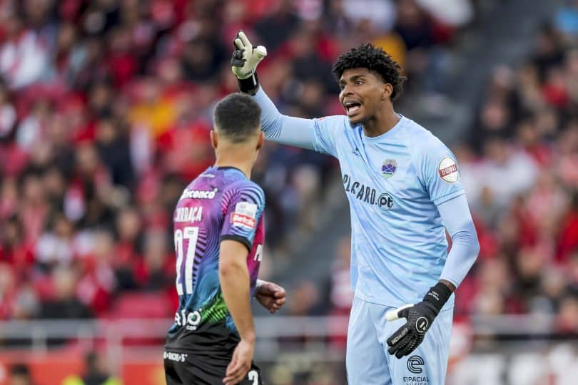 Burocracia atrasa chegada de Hugo Souza ao Corinthians, mas bases do contrato já estão definidas