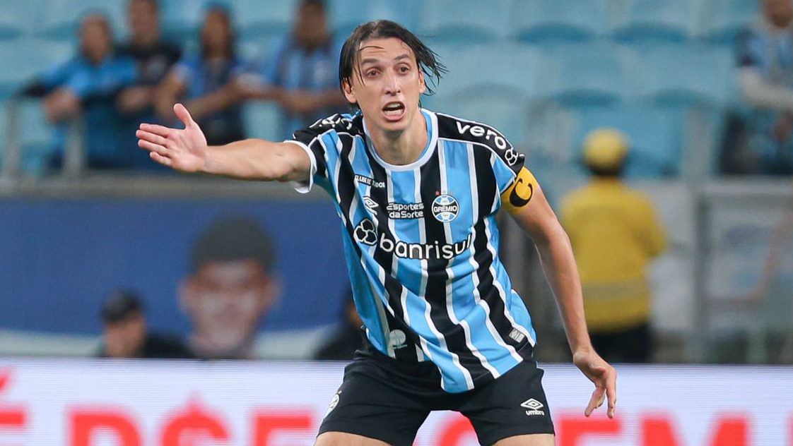 Gr&ecirc;mio: renova&ccedil;&atilde;o com Geromel &eacute; reflexo de ao menos 5 tentativas frustradas de substituir o &iacute;dolo