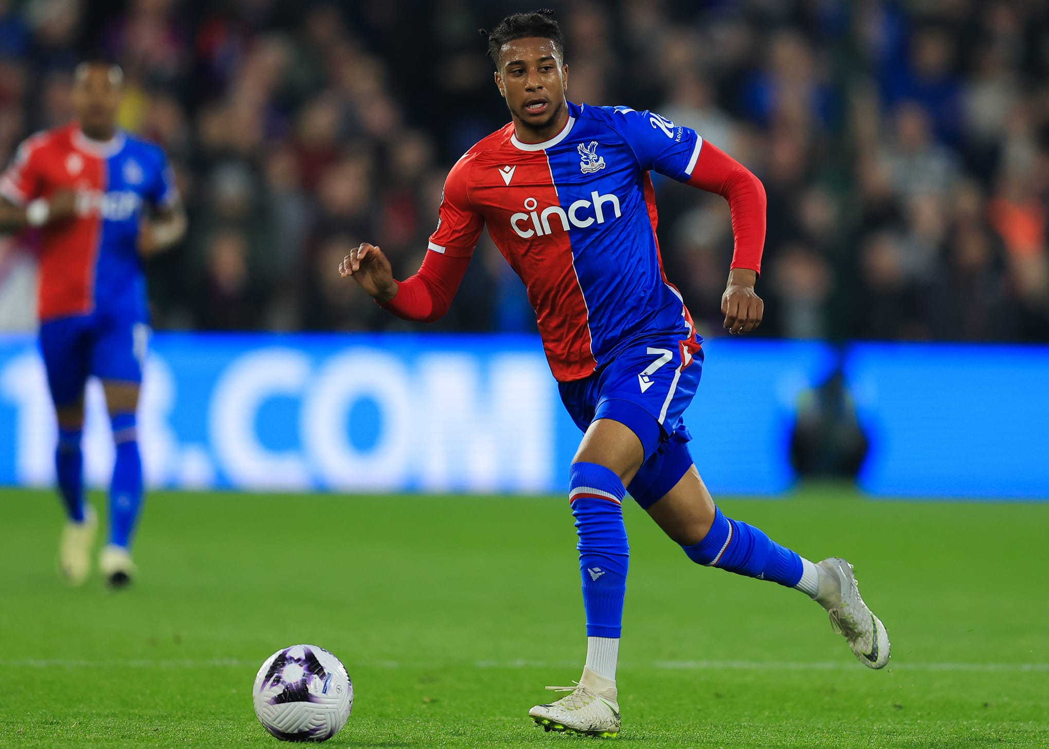 Foto: (IconSport) - Michael Olise, do Crystal Palace, pode ir para o Chelsea