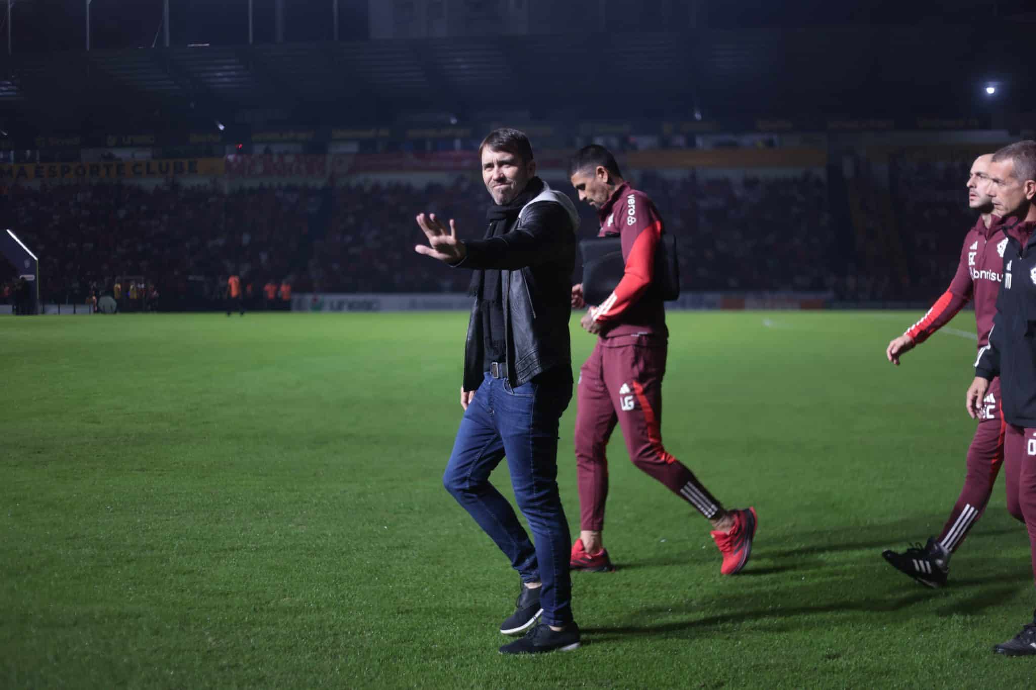 Internacional sente onda de desfalques no ataque e &eacute; deserto de ideias em empate com S&atilde;o Paulo